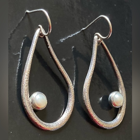 SILPADA Long, Pear Shaped, Silver & Pearl Earrings - Picture 3 of 5
